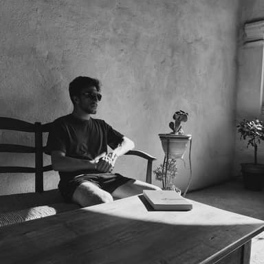Angelo Valenti Bayraktar profile