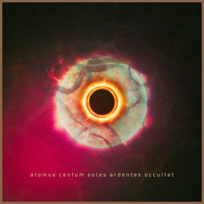 atomus centum soles ardentes occultat