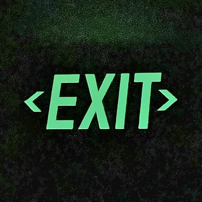 < E X I T >