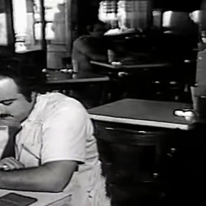 Café "La Noche Larga"